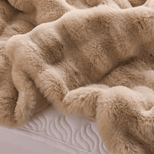 Throw Blanket | Soft & Cosy Light Brown, Dehaired Angora Rabbit Faux Fur, Thick Jacquard Throw Blanket