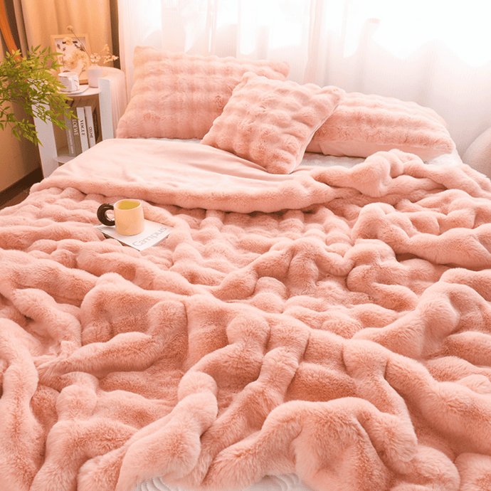 Throw Blanket | Soft & Cosy Pink, Dehaired Angora Rabbit Faux Fur, Thick Jacquard Throw Blanket